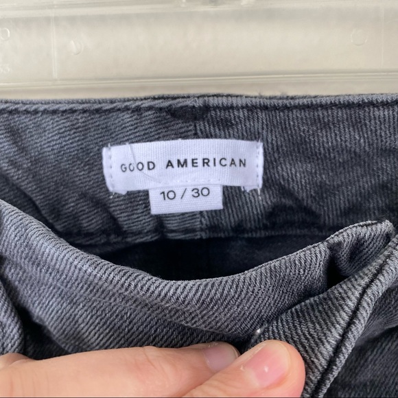 Good American Good Classic Raw Hem Jeans Gray 10/30 NWT - Picture 7 of 13